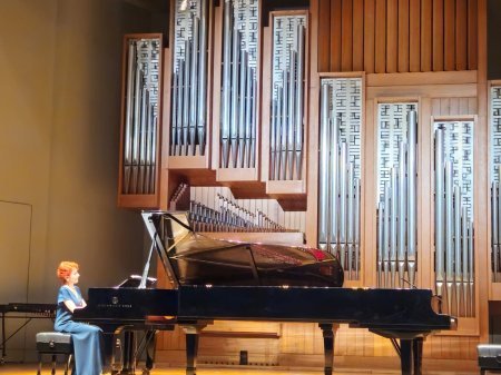 Yaponiyada azərbaycanlı pianoçu Gülnarə Səfərovanın konserti keçirilib