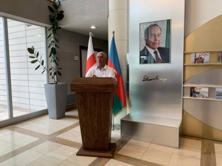 Gürcüstanda azərbaycanlı alimin kitabının təqdimatı keçirilib