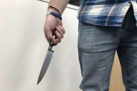 Bakıda DƏHŞƏT: Ata azyaşlı övladlarını bıçaqladıqdan sonra intihar etdi