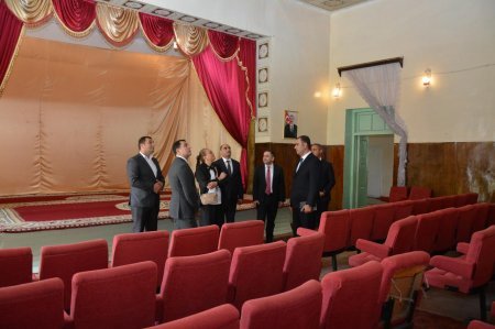 Mədəniyyət naziri Gədəbəydə müəssisələrə baxış keçirib