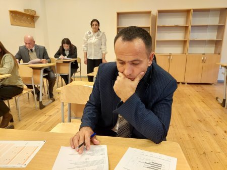 Təlim-tərbiyə işləri üzrə direktor müavini  və məktəbdənkənar, sinifdənxaric tərbiyə işi üzrə təşkilatçı vəzifəsinə işə qəbul üzrə test imtahanı keçirilib