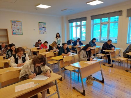 Təlim-tərbiyə işləri üzrə direktor müavini  və məktəbdənkənar, sinifdənxaric tərbiyə işi üzrə təşkilatçı vəzifəsinə işə qəbul üzrə test imtahanı keçirilib