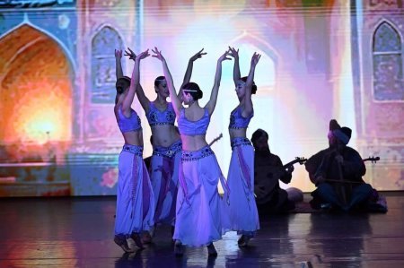 Heydər Əliyev Sarayında “Nəsimi” operasının premyerası keçirilib