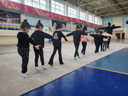 "İdman hamı üçün" layihəsi çərçivəsində "Gimnastika hamı üçün" devizi altında nümunəvi çıxışlar keçirildi