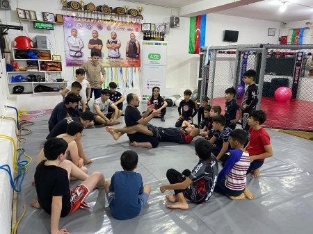 " Şamaxı" idman klubunda MMA idman növü üzrə məşqçi -müəllim Orxan Hacıyev tərəfindən ustad dərsi keçirildi