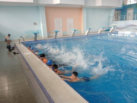 İsmayıllıda "Üzməyi öyrənək" layihəsi çərçivəsində üzgüçülük məşğələləri davam edir