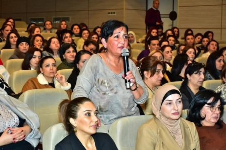 Musiqi və incəsənət məktəbləri müəllimlərinin peşə bacarıqlarının qiymətləndirilməsi ilə bağlı Sumqayıtda məlumatlandırma sessiyası keçirilib