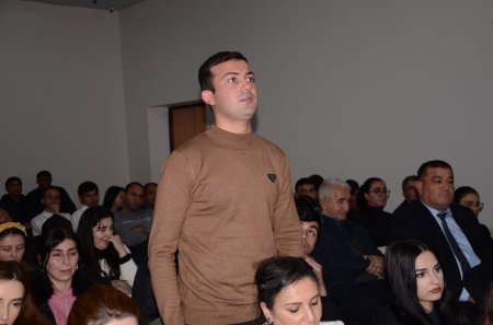 İlk dəfə müəllim kimi əmək fəaliyyətinə başlayan təhsilverənlərlə görüş keçirilib