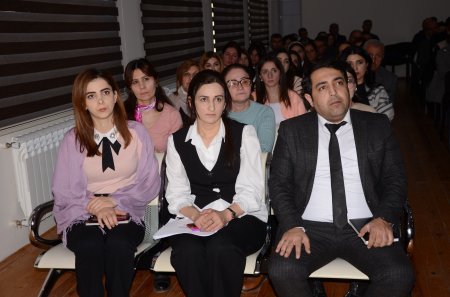 İlk dəfə müəllim kimi əmək fəaliyyətinə başlayan təhsilverənlərlə görüş keçirilib