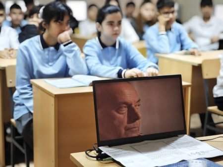 Ümumtəhsil müəssisələrində 12 dekabr – Ümummilli lider Heydər Əliyevin anım günü qeyd edilib