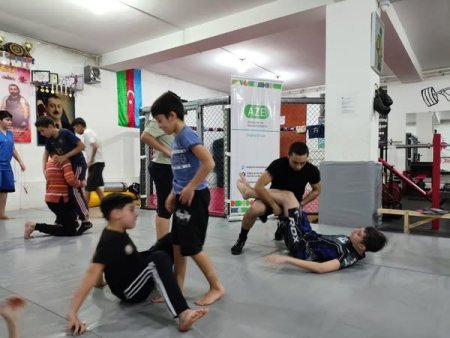 "İdman hamı üçün" layihəsi çərçivəsində qrapplinq idman növü üzrə ustad dərsi keçirildi