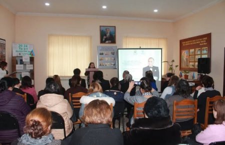 31 dekabr Dünya Azərbaycanlılarının Həmrəylik Günü münasibəti ilə " Ulu öndər və həmrəyliyimiz " adlı ədəbi-bədii gecə keçirilib