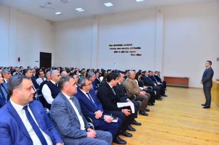 Qazax-Tovuz Regional Təhsil İdarəsinin tabeliyində fəaliyyət göstərən təhsil müəssisələrinin istiliklə təmin edilməsi və təhlükəsizlik qaydalarına riayət olunması barədə növbəti maarifləndirmə tədbirlərinin keçirilməsinə start verilib