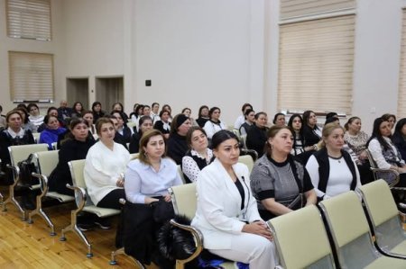 Qazax-Tovuz Regional Təhsil İdarəsinin tabeliyində fəaliyyət göstərən təhsil müəssisələrinin istiliklə təmin edilməsi və təhlükəsizlik qaydalarına riayət olunması barədə növbəti maarifləndirmə tədbiri keçirilib