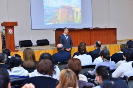 Qazax-Tovuz Regional Təhsil İdarəsinin tabeliyində fəaliyyət göstərən təhsil müəssisələrinin istiliklə təmin edilməsi və təhlükəsizlik qaydalarına riayət olunması barədə növbəti maarifləndirmə tədbirlərinin keçirilməsinə start verilib
