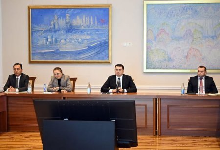 Mədəniyyət Nazirliyinin fəaliyyətində rəqəmsallaşma və ilin yekunlarına dair müşavirə keçirilıb