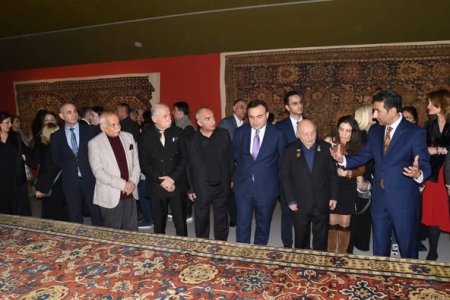 Azərbaycan Milli Xalça Muzeyində “Azərbaycan xalçasının ehtişamı. Səfəvi dövrü xəzinəsi” sərgisi açılıb