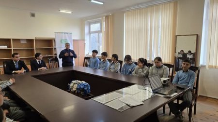 Milli Qəhrəman Mübariz İbrahimovun doğum gününə həsr olunmuş  sənədli film nümayiş olundu