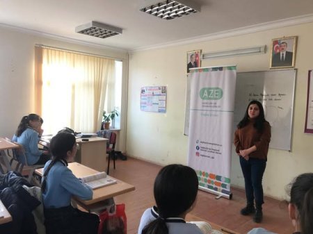 “Konstitusiya və Suverenlik İli” münasibətilə “Konstitusiyanı bilmək hər bir vətəndaşın borcudur!” mövzusunda maarifləndirici seminar keçirilib