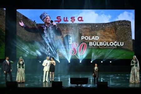 Xalq artisti Polad Bülbüloğlunun 80 illiyinə həsr olunan təntənəli gecə keçirilib 