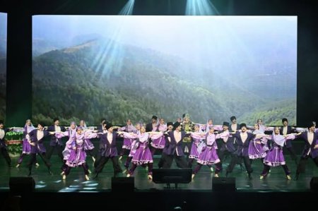Xalq artisti Polad Bülbüloğlunun 80 illiyinə həsr olunan təntənəli gecə keçirilib 