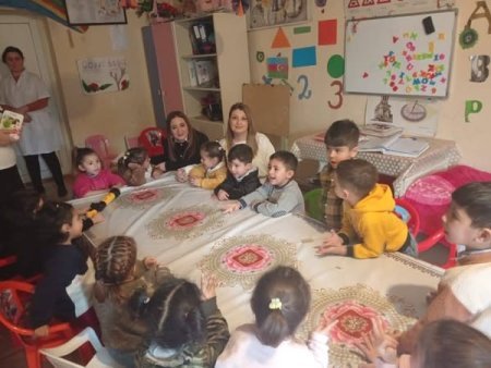 Məktəbəqədər təhsil müəssisələrində psixoloqlarla görüşlər davam edir