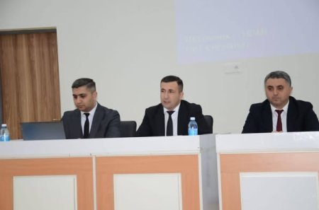 Qazax rayonunda məktəb direktorları ilə görüş keçirilib
