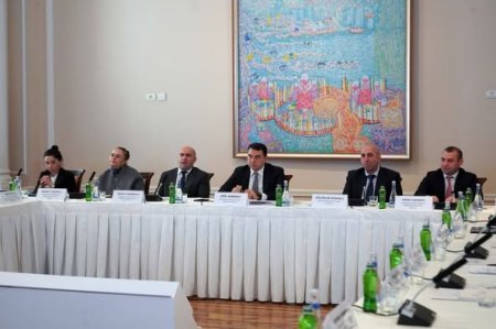 Mədəni mülkiyyətin qanunsuz dövriyyəsinə həsr olunmuş dəyirmi masa keçirilib