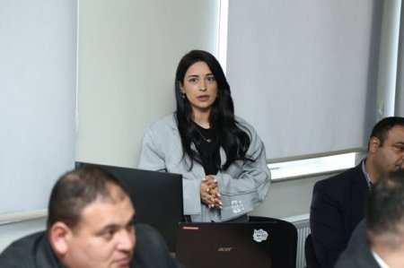 Gəncə-Daşkəsən Regional Təhsil İdarəsinin təşkilatçılığı ilə ümumi təhsil müəssisələrinin direktorlarının iştirakı ilə təlimlərə start verilib