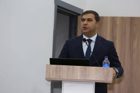 Gəncə-Daşkəsən Regional Təhsil İdarəsi tərəfindən idarənin tabeliyində fəaliyyət göstərən ümumi təhsil müəssisələrinin rəhbərlərinin iştirakı ilə görüş keçirilib