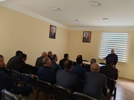 "Şahin" hərbi-idman oyununun rayon mərhələsinin keçirilməsinə hazırlıq məqsədilə tam orta məktəblərin hərbi rəhbərləri ilə görüş keçirilib