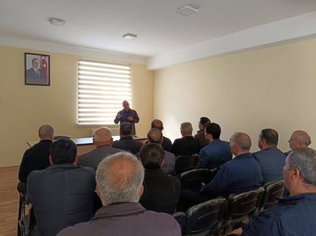 "Şahin" hərbi-idman oyununun rayon mərhələsinin keçirilməsinə hazırlıq məqsədilə tam orta məktəblərin hərbi rəhbərləri ilə görüş keçirilib