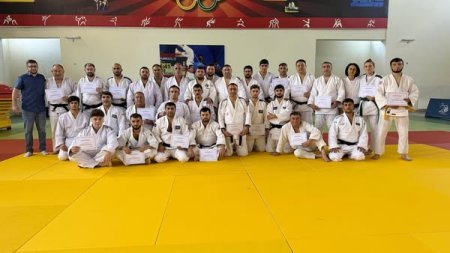 Keçirilən seminarda məşqçi -müəllimlər uğurla iştirak ediblər