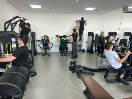 "İdman hamı üçün" layihəsi çərçivəsində Dünya çempionu Elvin Eynalovun rəhbərliyi altında fitnes idman növü üzrə ustad dərsi keçirildi