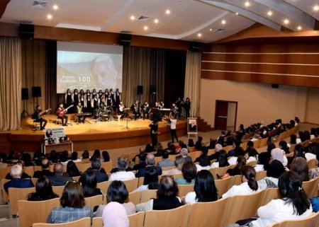 Bəxtiyar Vahabzadənin 100 illik yubileyinə həsr olunmuş konsert keçirilib