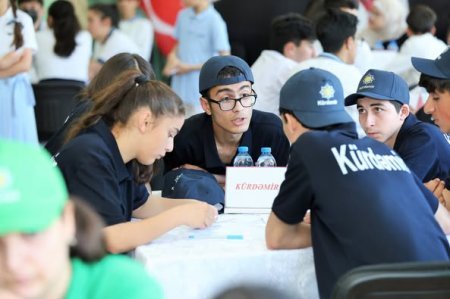 Yevlax şəhərində məktəblilər arasında intellektual məktəb çempionatının zona mərhələsi keçirilib