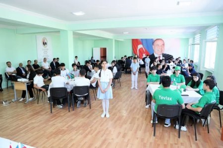 Yevlax şəhərində məktəblilər arasında intellektual məktəb çempionatının zona mərhələsi keçirilib