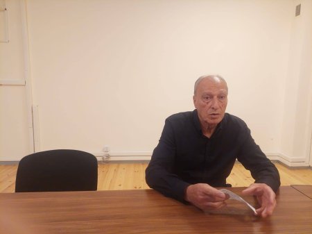 İdarə müdiri vətəndaşları qəbul edib