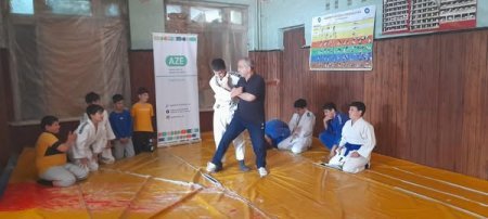 "İdman hamı üçün" layihəsi çərçivəsində cüdo idman növü üzrə məşqçi - müəllim Bəhlul Əliosmanovun rəhbərliyi altında ustad dərsi keçirildi