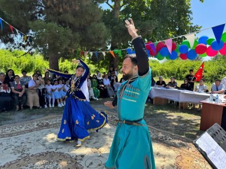 24 iyun 2025-ci il tarixində Ağdaş rayon Mədəniyyət Mərkəzinin təşkilatçılığı ilə 26 İyun Silahlı Qüvvələr Gününə həsr olunmuş tədbir keçirilib
