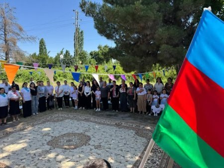 24 iyun 2025-ci il tarixində Ağdaş rayon Mədəniyyət Mərkəzinin təşkilatçılığı ilə 26 İyun Silahlı Qüvvələr Gününə həsr olunmuş tədbir keçirilib