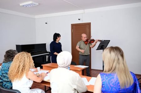 Musiqi və incəsənət məktəblərində çalışan müəllimlərin attestasiyası davam edir