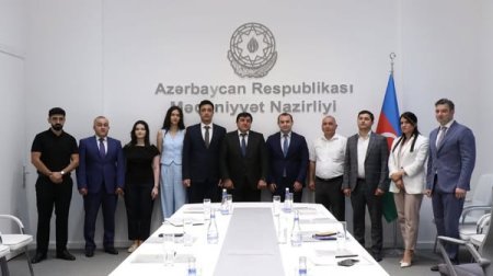 BDU-nun Mədəniyyət Hüququ üzrə magistrantlarına sertifikatlar təqdim olunub 