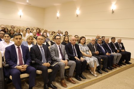 Səhiyyə naziri institutun yeni rektorunu kollektivə təqdim edib