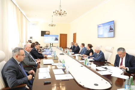 Səhiyyə Nazirliyində “Sağlam həyat tərzi” işçi qrupunun fəaliyyətinə start verildi