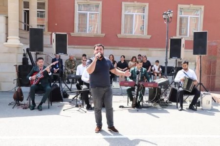 26 İyun - Silahlı Qüvvələr Gününə həsr olunmuş konsert proqramı təşkil edilib