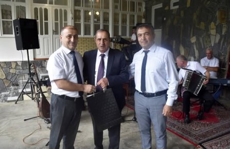 Vaqif Aslanın 75 illik yubileyinə həsr olunmuş “Ay səni bağ yiyəsi” adlı ədəbi-bədii tədbir keçirilib