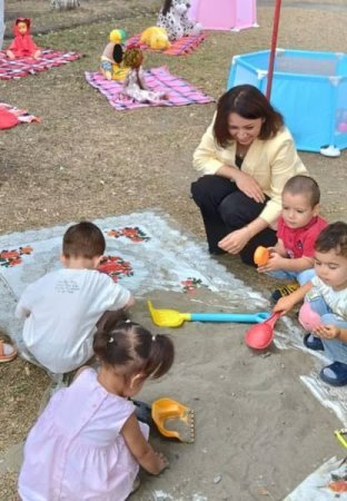 İdarə müdiri Zaqatalada bir sıra təhsil müəssisələrində olub