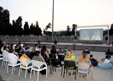 Ulduzlar altında nostalji dolu anlar