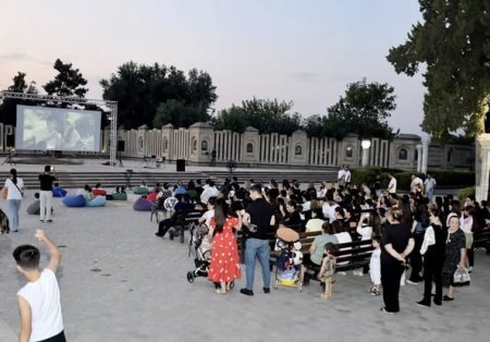 Ulduzlar altında nostalji dolu anlar